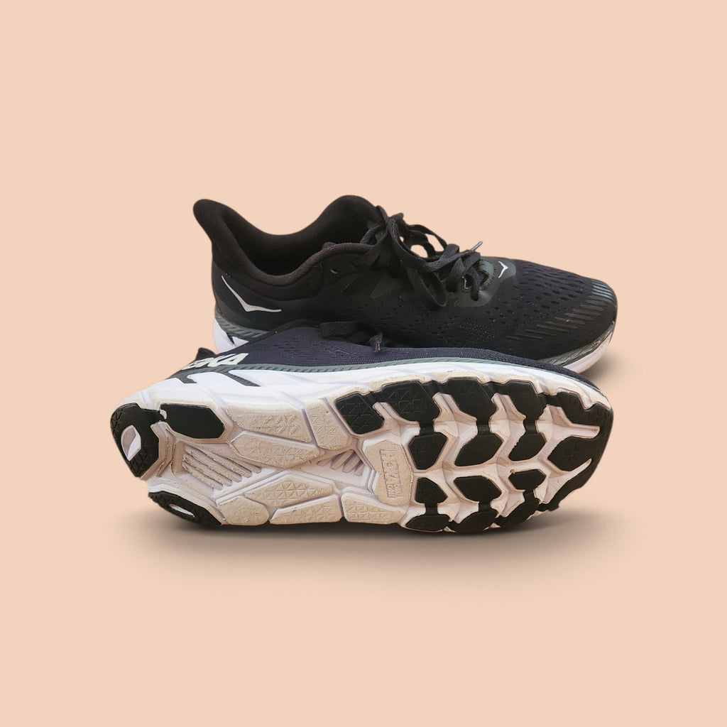 Hoka One One Clifton 7