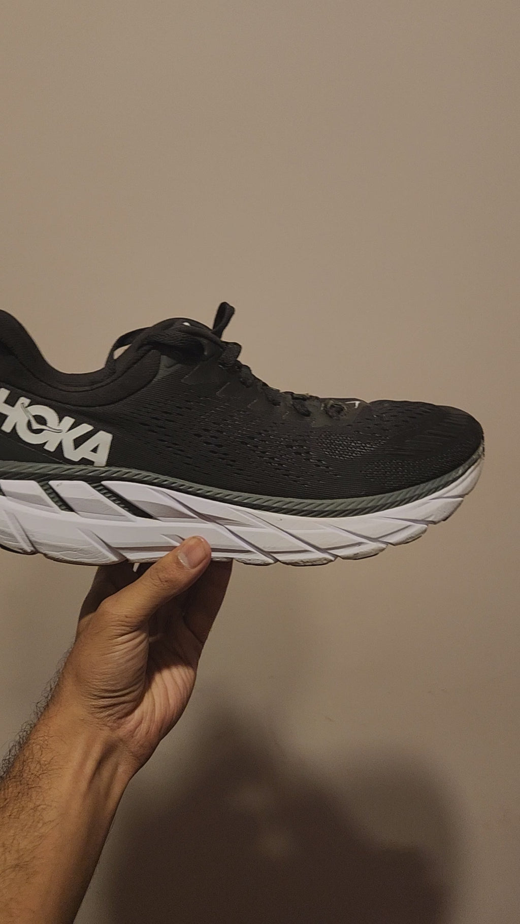 Hoka One One Clifton 7