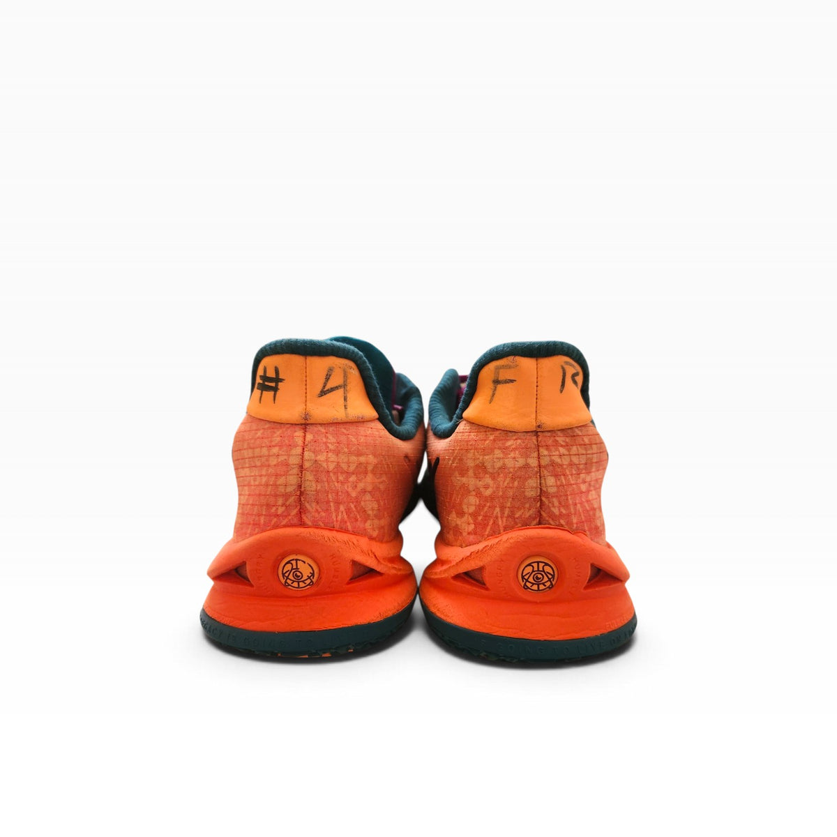 Nike Kyrie Low - Eur 42