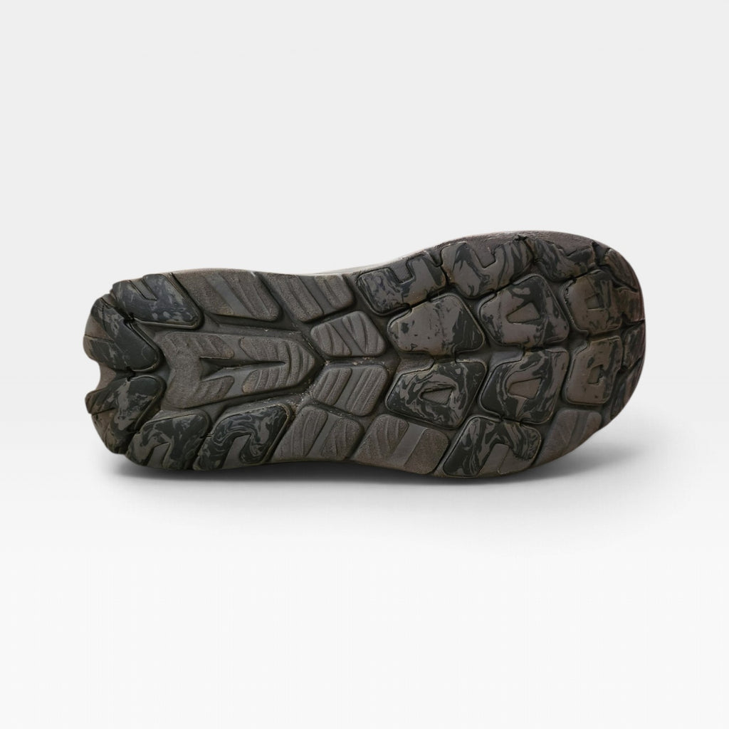 HOKA Kawana running shoes