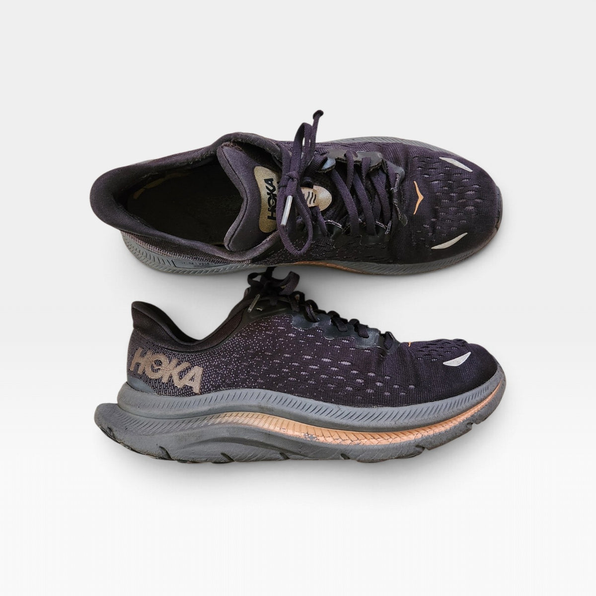HOKA Kawana running shoes