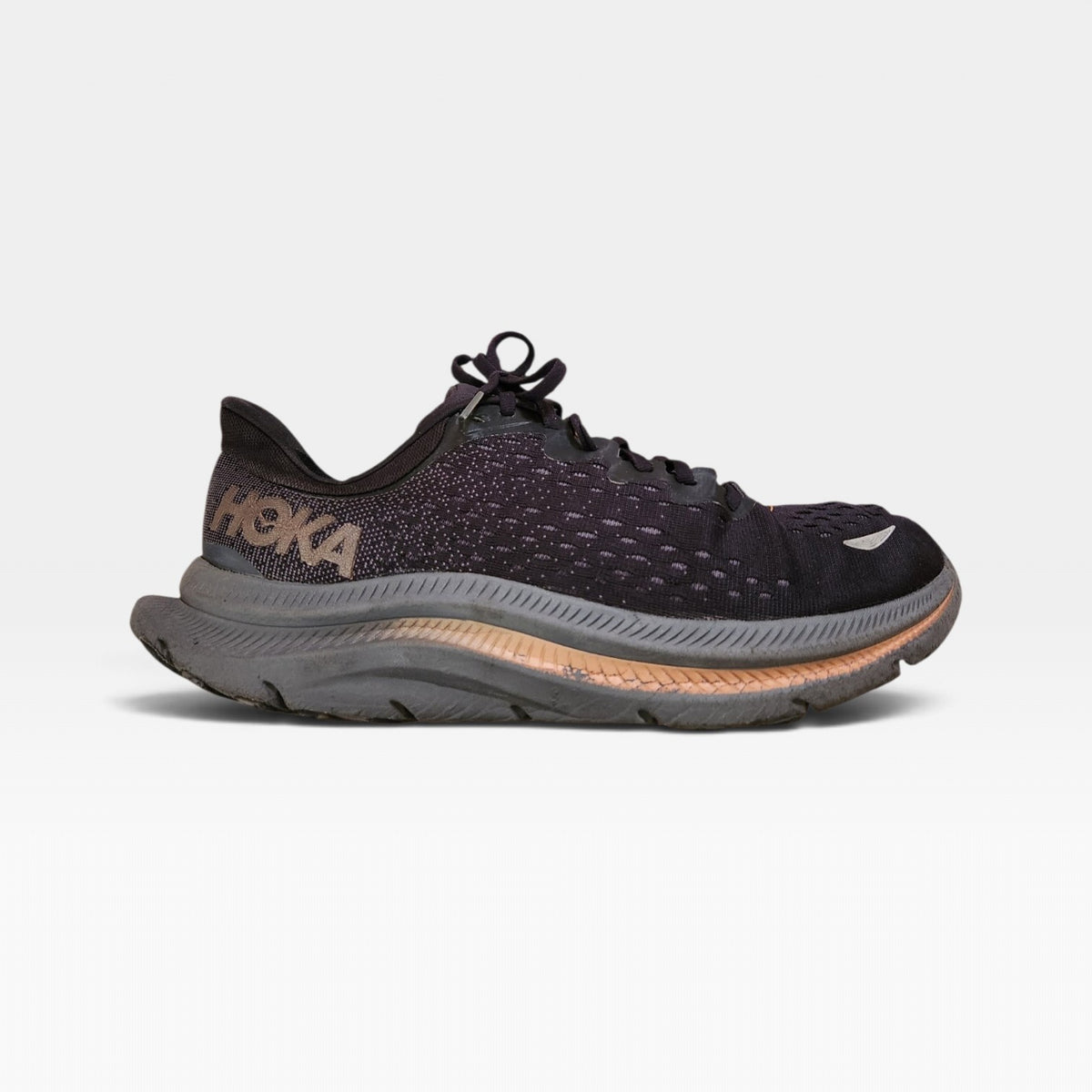 HOKA Kawana running shoes